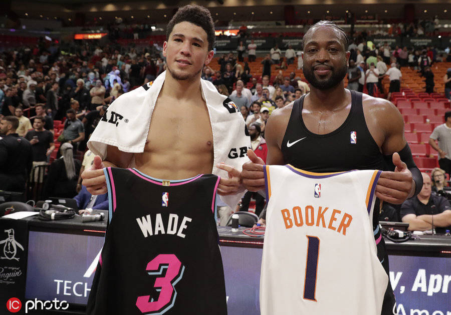 拉波尔塔：弗洛伦蒂诺的发言体现了严重的“巴塞罗那恐惧症”（拉波尔塔称弗洛伦蒂诺的言论暴露出严重的“巴塞罗那恐惧症”）