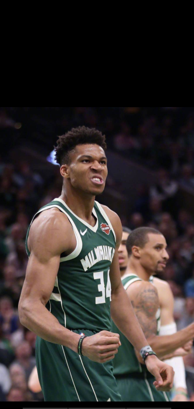 图片报：诺伊尔参加了拜仁周五训练，对阵弗赖堡可以首发上场（图片报：诺伊尔已参加拜仁周五合练，战弗赖堡可首发出战）