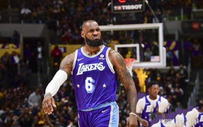 佩杜拉：国米和那不勒斯关注卡利亚里20岁左后卫伊德里西（佩杜拉：国米、那不勒斯盯上卡利亚里20岁左后卫伊德里西）