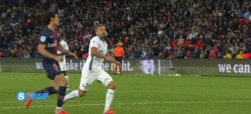 荷兰杯半场：维特破门，瓦伦特造险，费耶诺德0-1海伦芬（荷兰杯半场战报：维特建功，瓦伦特造险，费耶诺德暂0-1落后海伦芬）