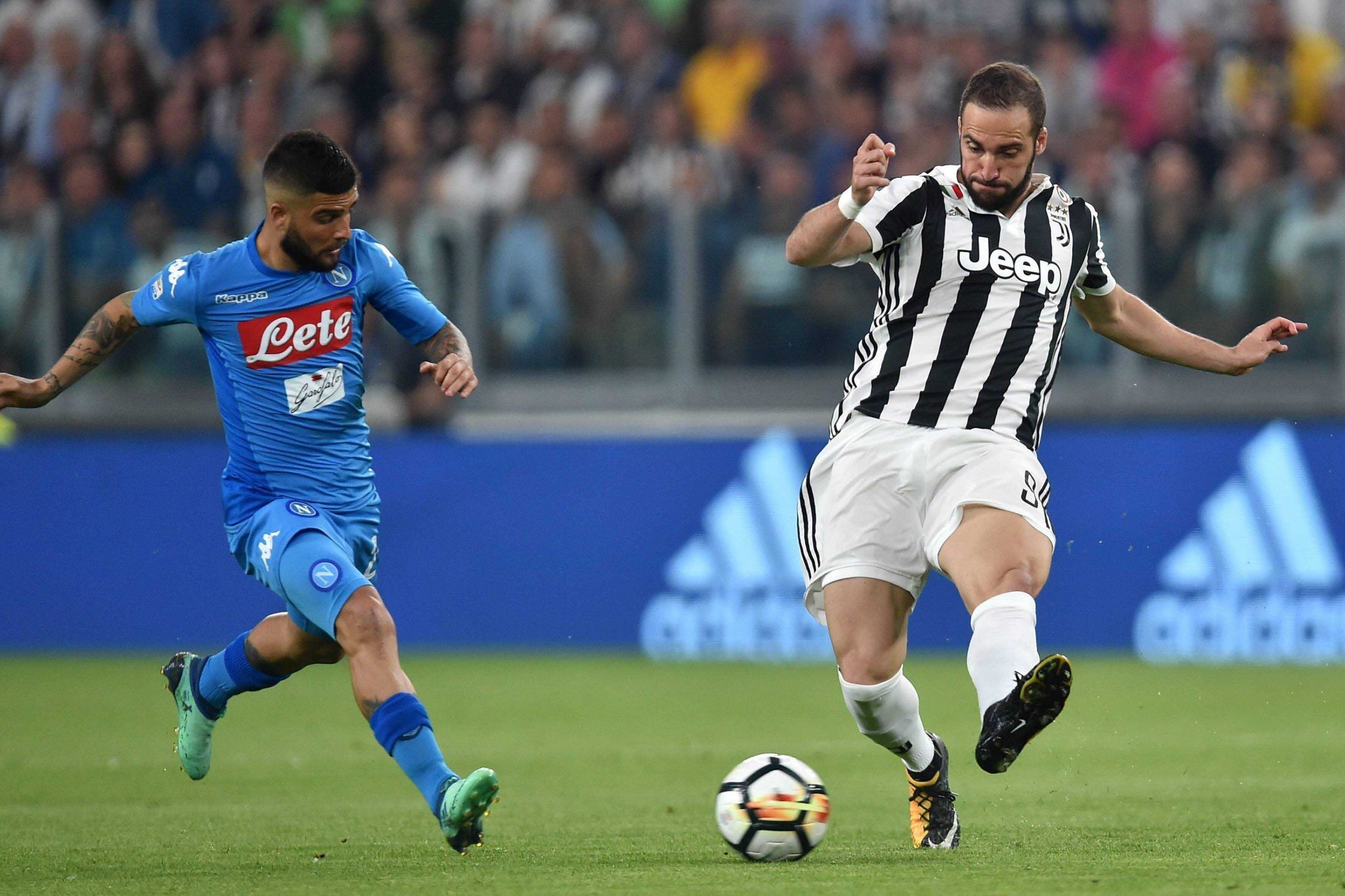 26岁巴西中场天才闪耀意甲，良心价仅4000万欧，4大豪门抢疯了（26岁巴西中场爆红意甲，标价仅4000万欧，四大豪门竞相争夺）